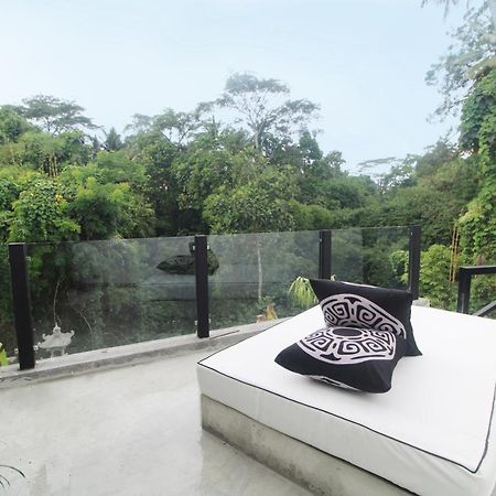 Jungle'S Door Ubud By Love Is Simple Exterior foto